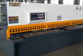 QC12Y-8*3200液壓擺式剪(jian)闆機