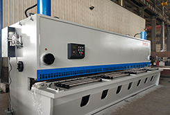 閘式剪闆(pan)機QC11Y-16×6500